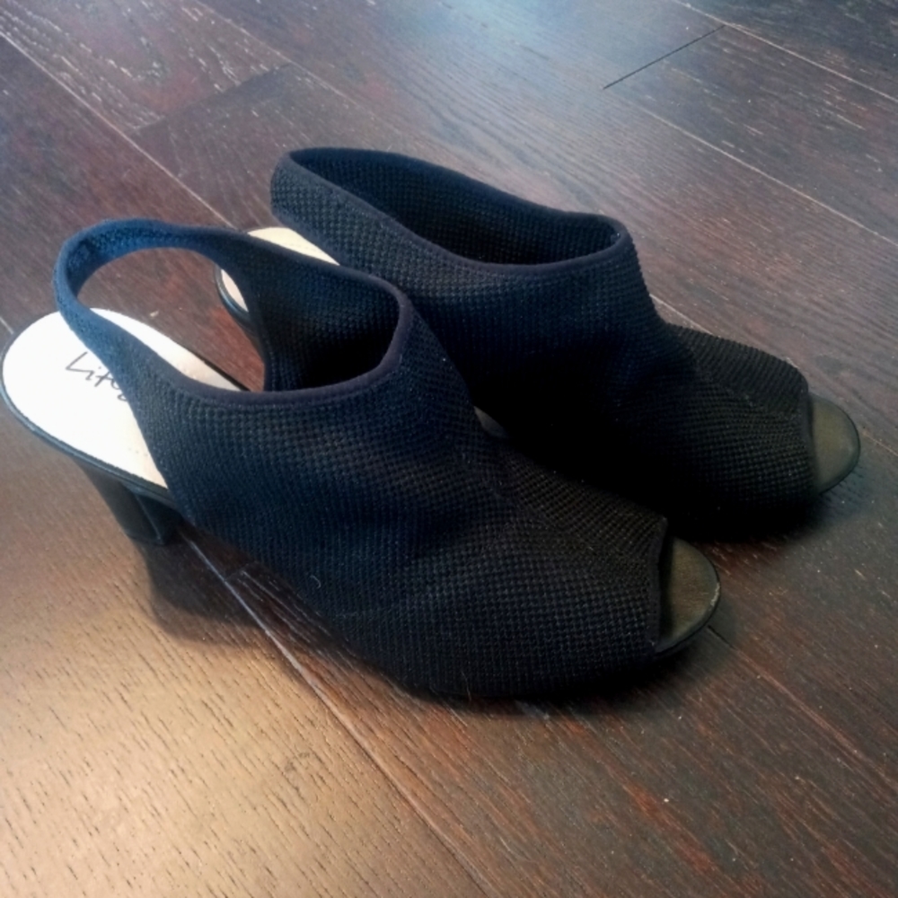 Life Stride- Womens Black Stretchy Heels
